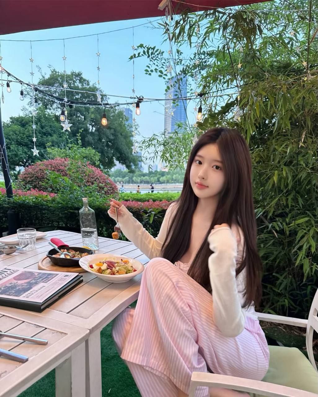 全国优质精品短期嫩妹支持上门到工作室，安全·私密·靠谱·推荐商家·值得信奈学生妹下海兼职可内射