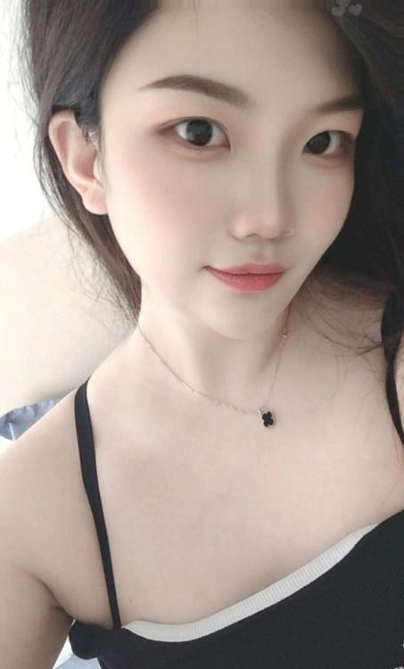 广州市可拍AV大胸玫瑰