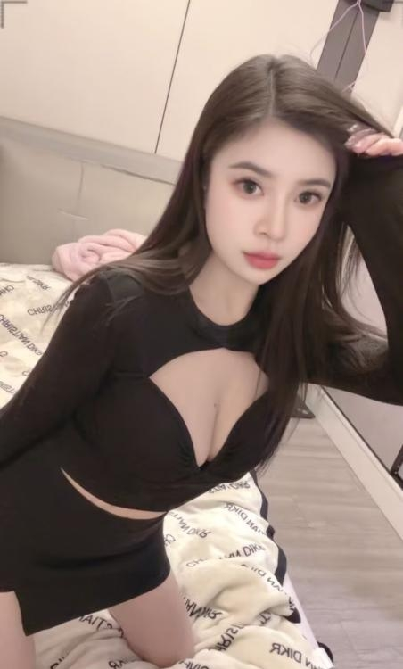 静安区天然大胸美少妇