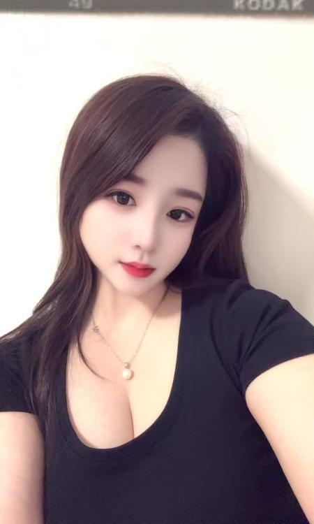 广州市天河巨乳小桃子