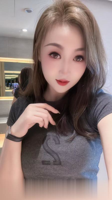 武汉丰满的小嫂子