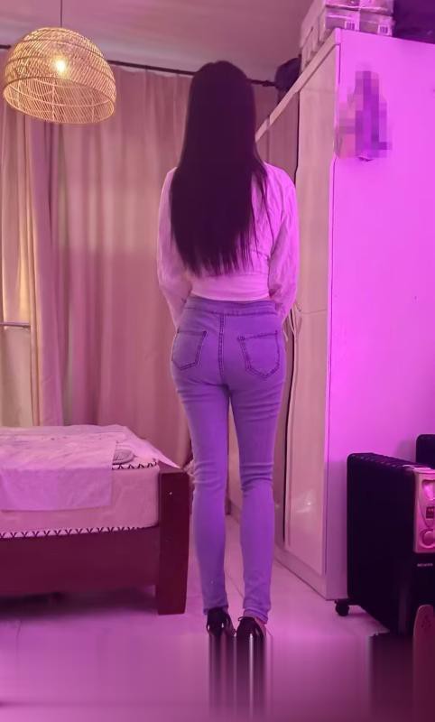 合肥金金..不错的妹子,b紧水多,身材好,主动