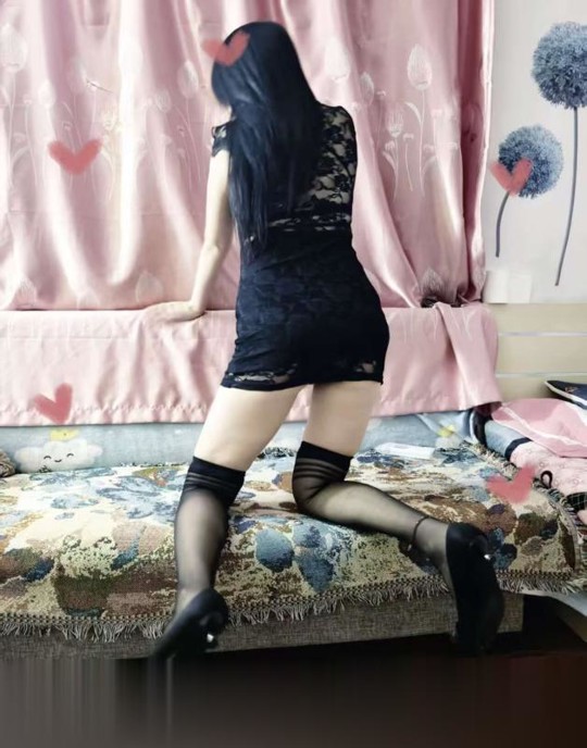 天津肤白貌美大长腿