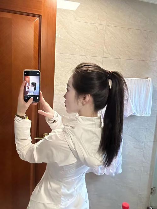 北京草房思琪车膜老师 天然真胸 皮肤白性格开朗