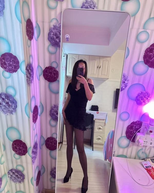 南京市丁家庄长发姐姐