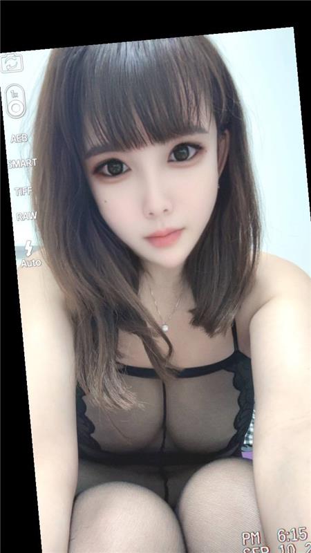 南京鼓楼荣荣丰满的大白兔，肉臀无敌爽