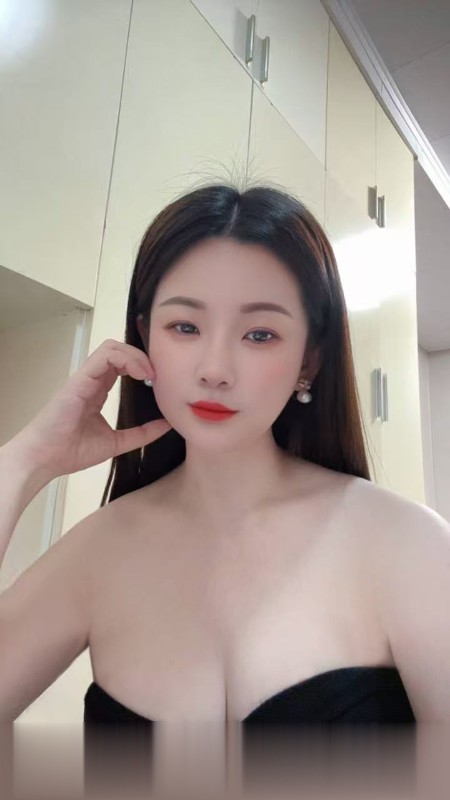 蜀山刚来的妹子