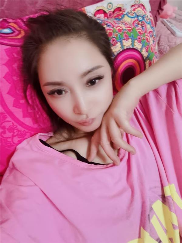 长春混血奶吸骚女神