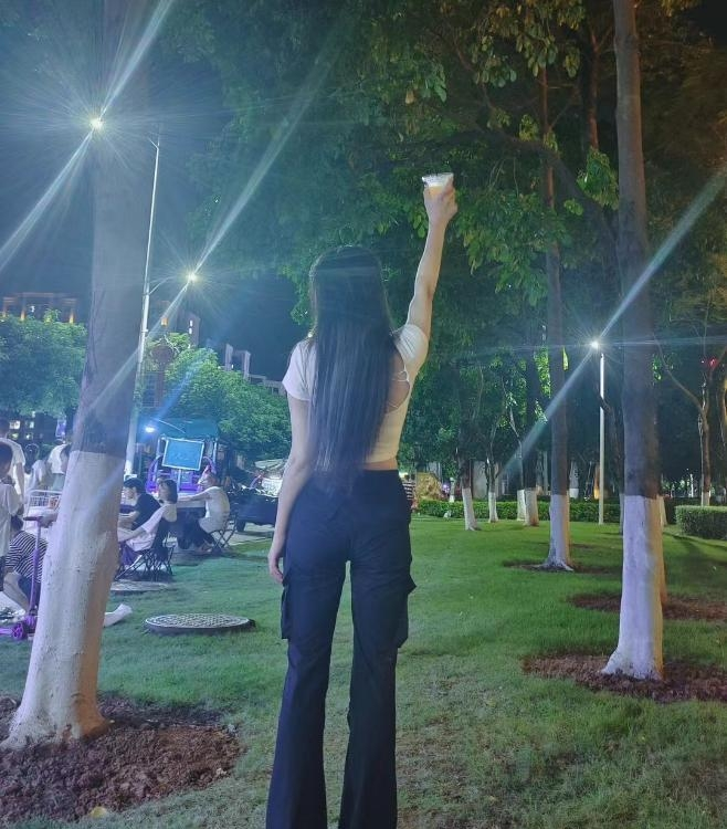 广州市天河长腿美女姐姐